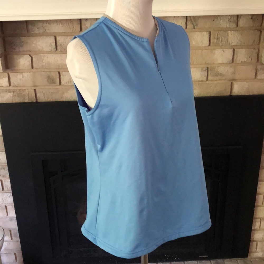 L.L. Bean Blue Sleeveless Zip Neck Tank size Medium - Picture 7 of 11